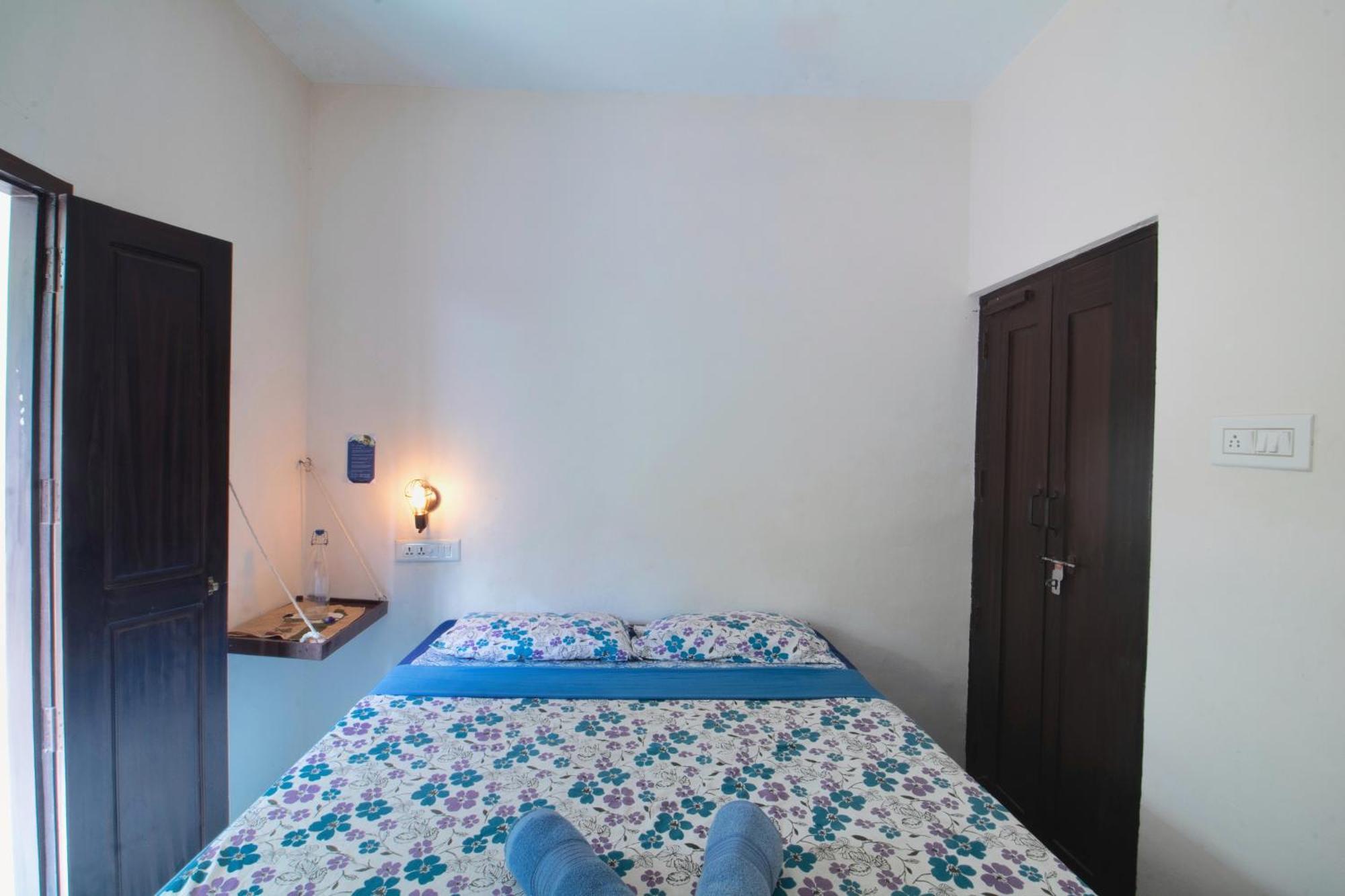 Hostel Calaila 瓦尔卡拉 外观 照片